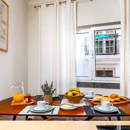 By The Ocean 아파트 *